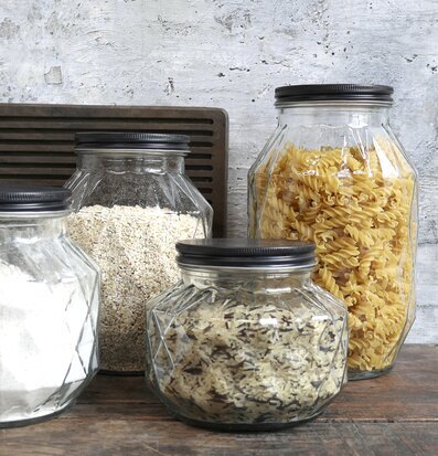 Glasburk Diamant XL från Chic Antique på rustikt träbord