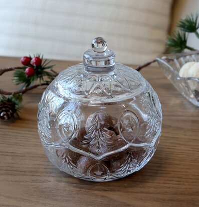 Bild av elegant glasförvaring med dekorativt mönster